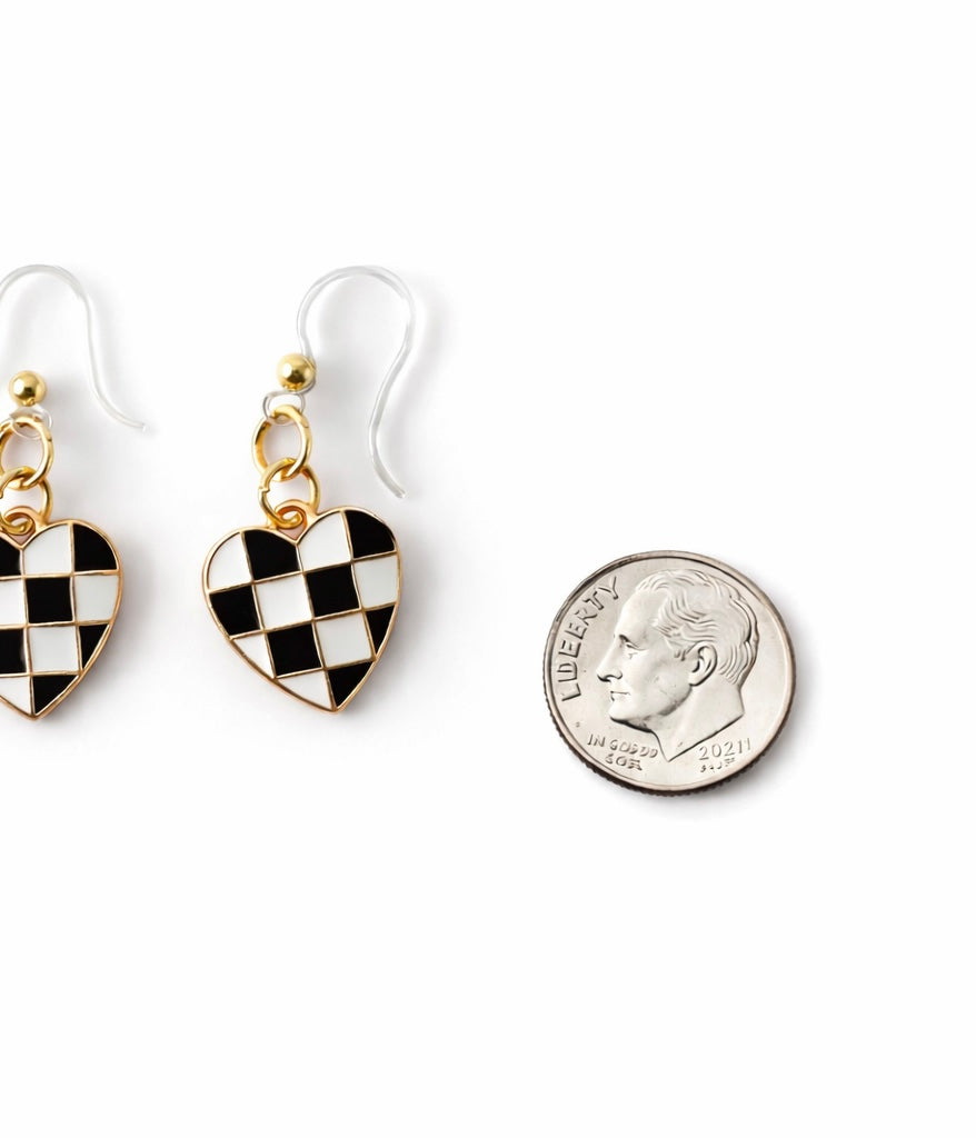 Checkerboard Heart Dangle Earrings – Pink or Black | Hypoallergenic