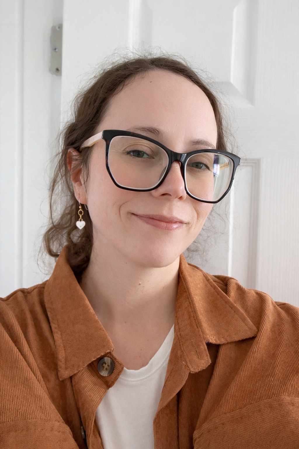 Heart Dangle Earrings – Hypoallergenic Plastic Posts